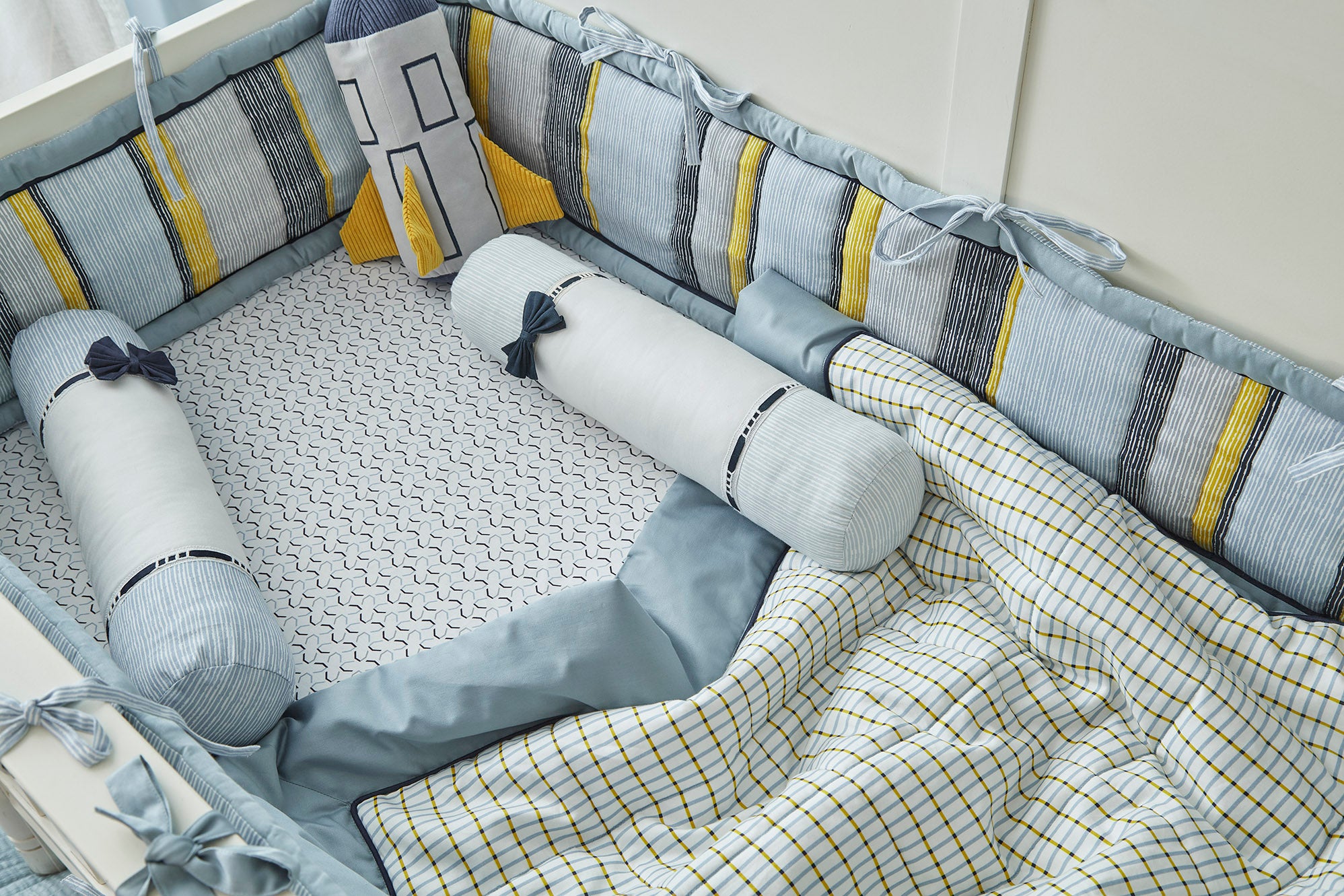 Odyssey Crib Bedding - Set of Eight
