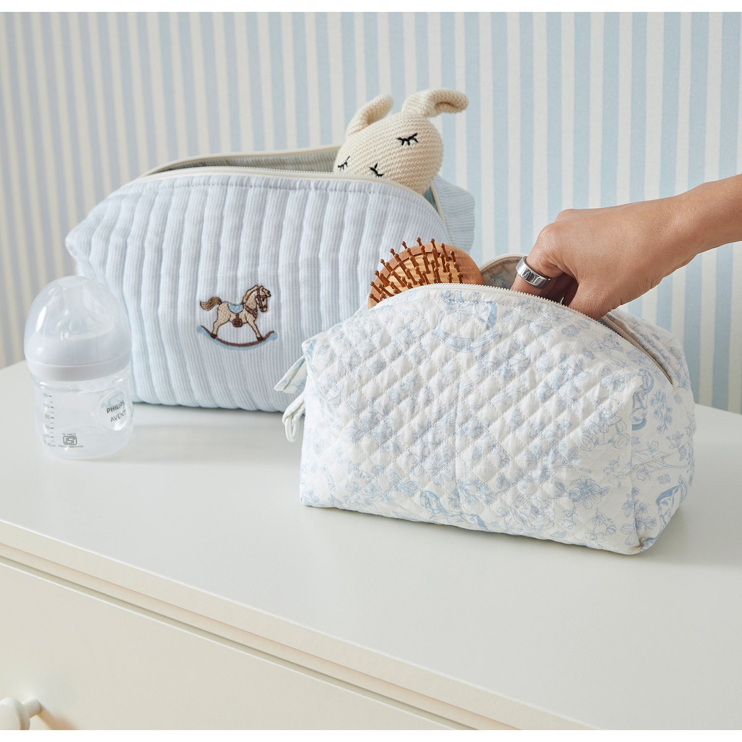 Horse Cradle Pouch Set - Set of 2