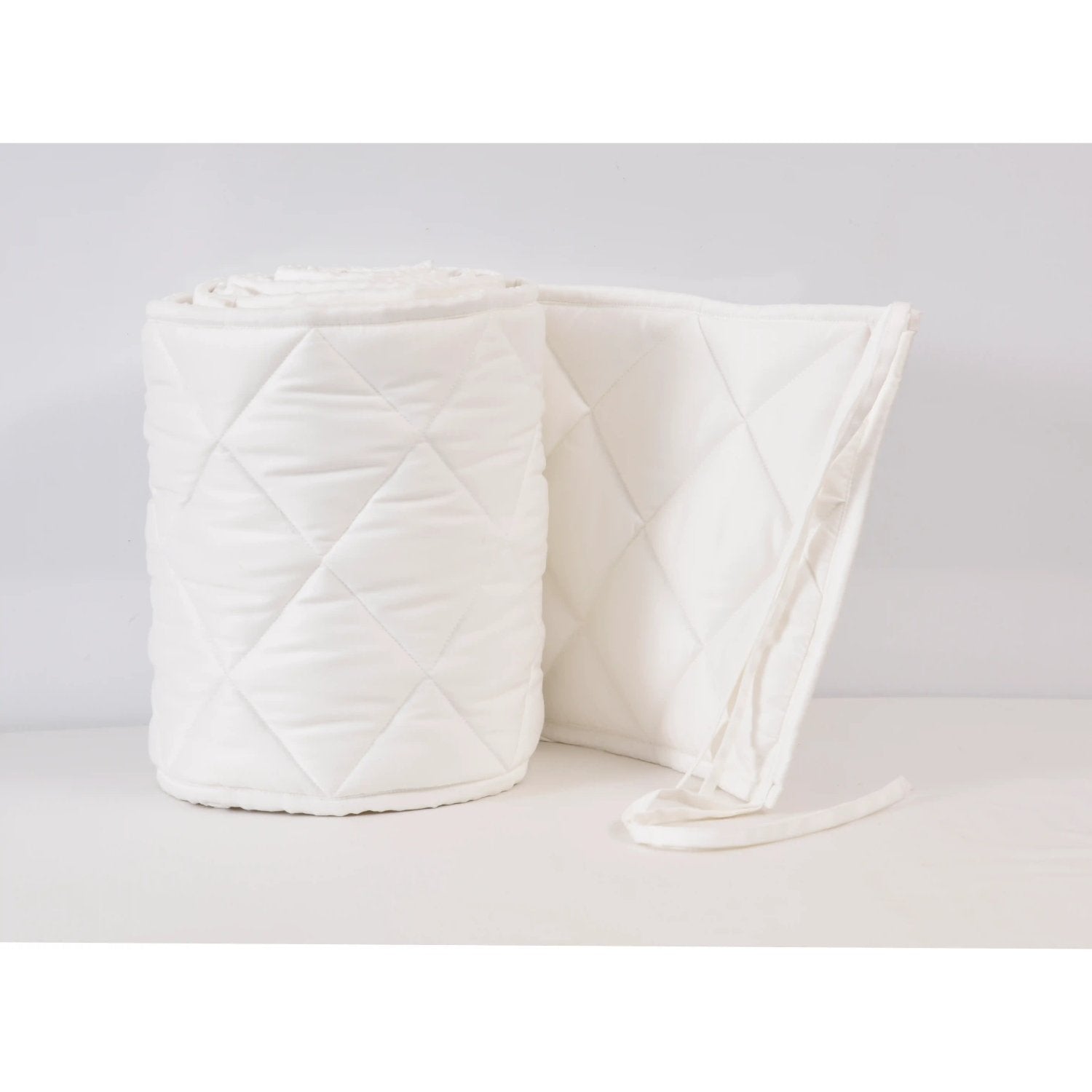 White Cot Bumper