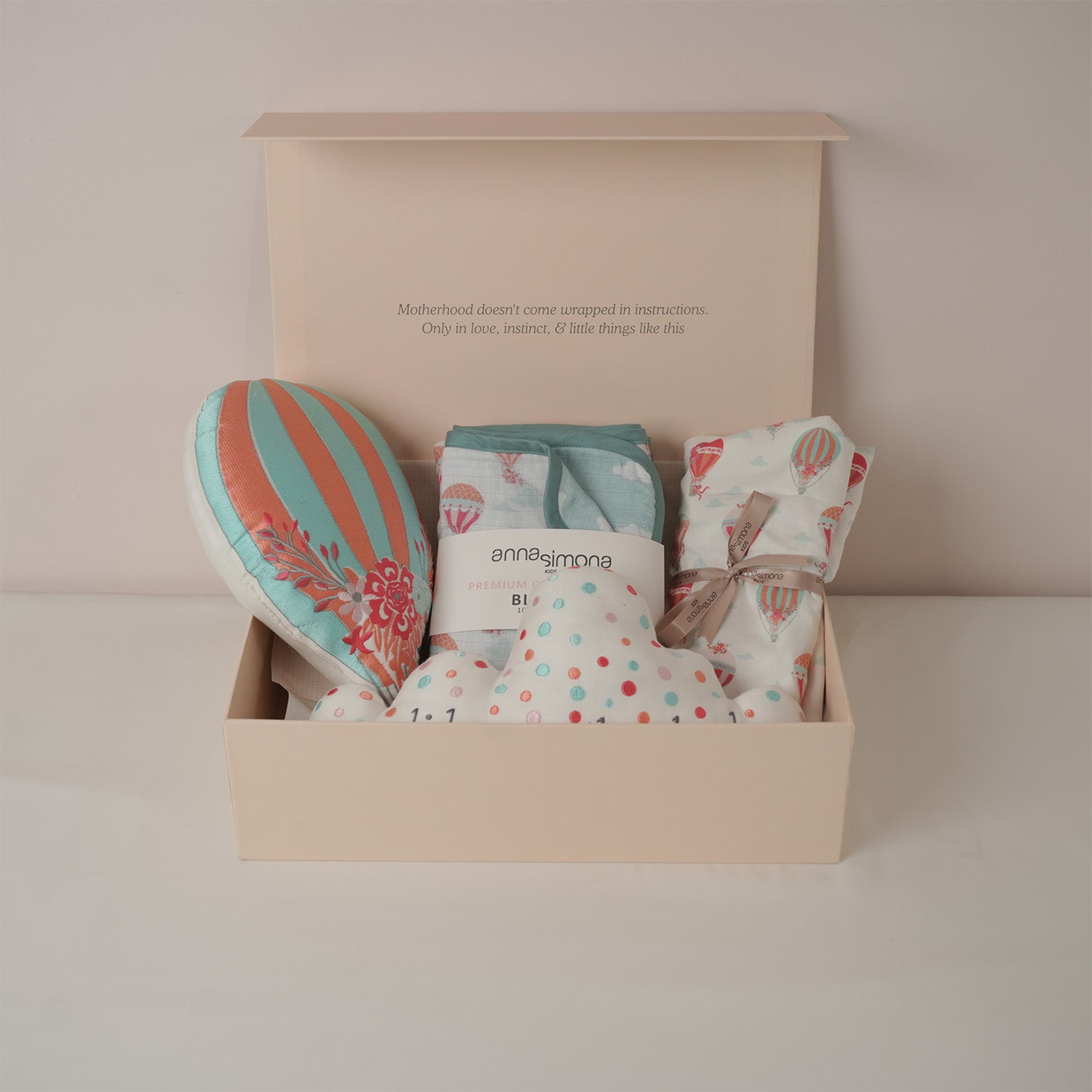 Parachute Bedding Essentials Gift Box