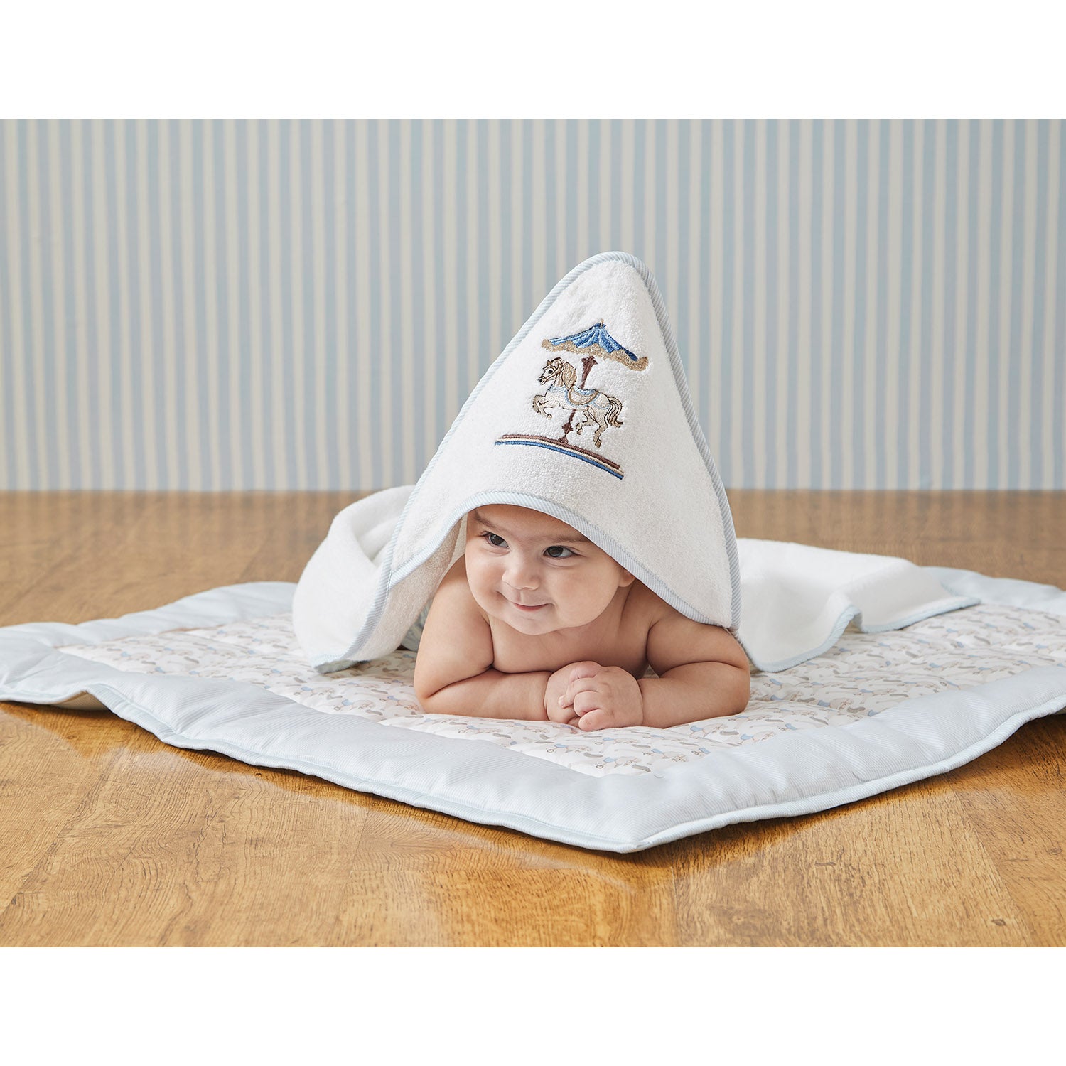 Horse Cradle Cotton Hooded Towel - White