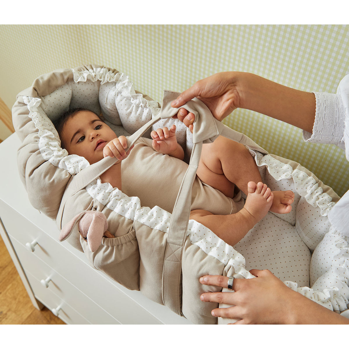 Polka Dot Cradle All-in-one Carry Nest